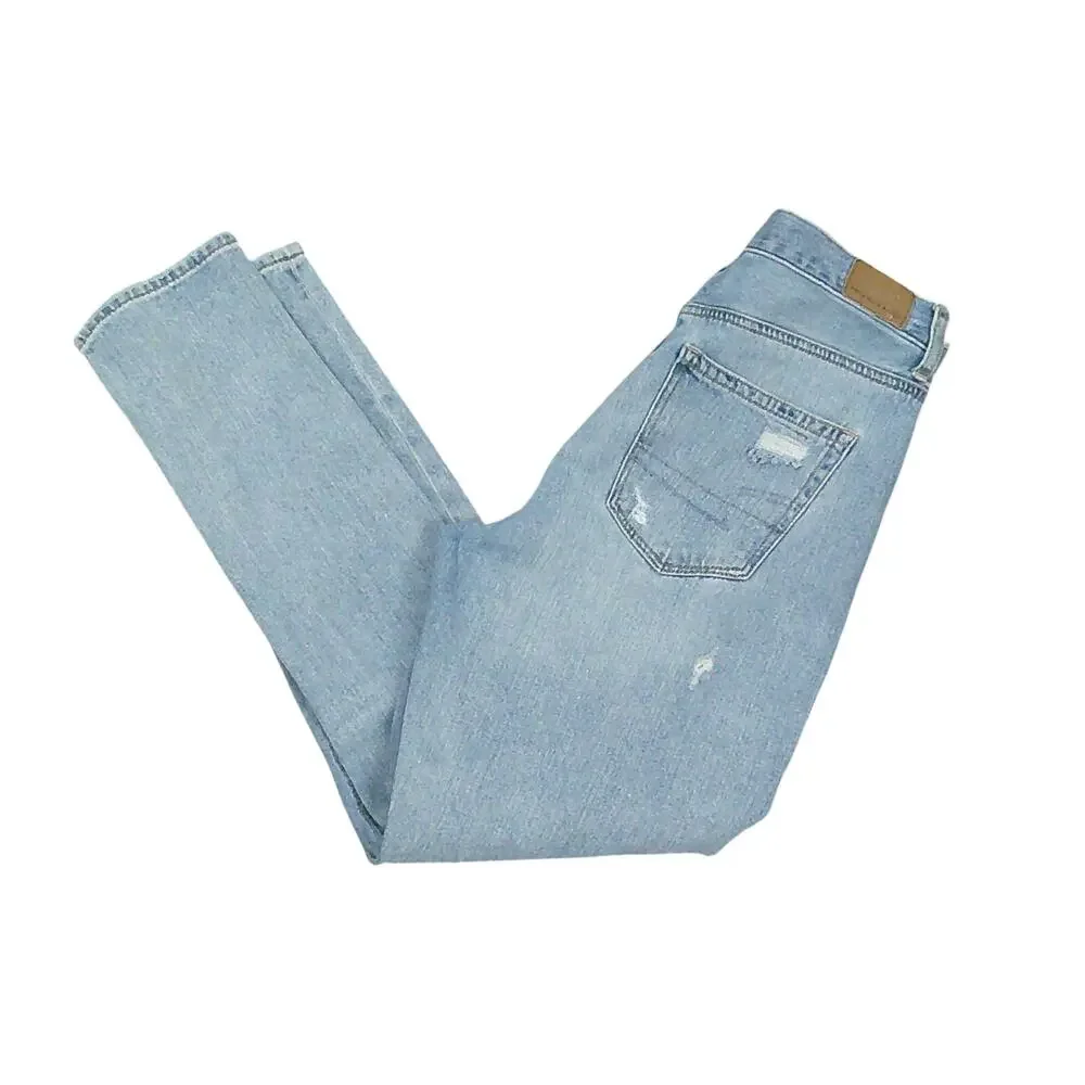 American Eagle AE Distressed Mom Jeans - Picture 6 of 8